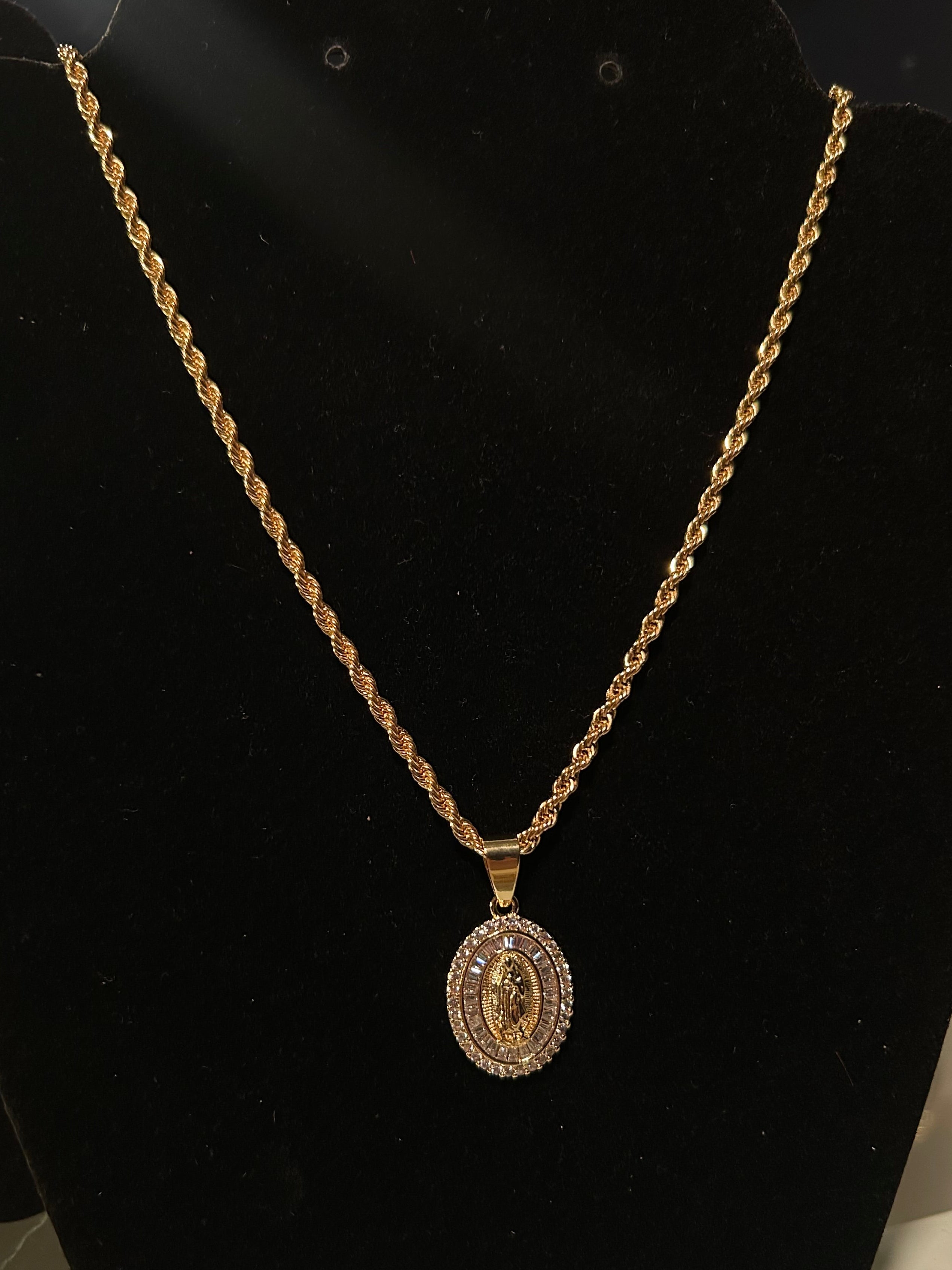 Virgencita Set